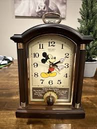 Vintage Disney Seiko Quartz Mickey Mouse Musical Alarm Clock ...