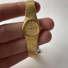 Woman's Vintage Seiko Watch ,St. steel base, Movt... | Depop