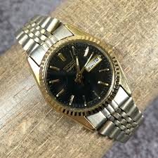 Seiko Women 7N23-0049 Day Date Gold Fluted Tone 23mm Quartz ...