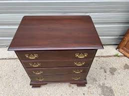 Vintage Ethan Allen Chippendale Style Solid Cherry 4 Drawer Bachelor's Chest. | Chairish