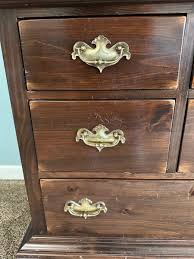ETHAN ALLEN 8 DRAWER DRESSER WITH MIRRORED HUTCH | EstateSales.org