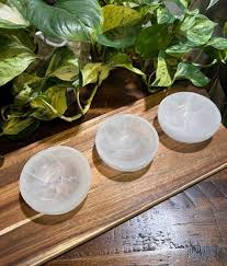 4 Inch Selenite Bowl, Crystal Bowl, Natural Selenite, Cleansing Bowl, Charging Crystal Bowl - Etsy