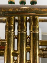 Vintage Holton-Clarke Long Maple Cornet – MSU Surplus Store