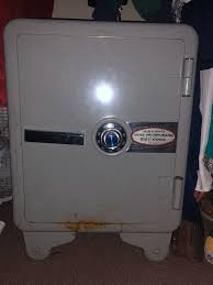 Heavy duty safe