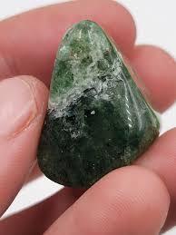 Tumbled Green Tanzberry Quartz: Fuchsite Quartz From ...