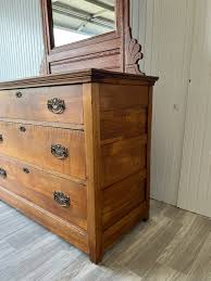 SOLD • Vintage Victorian Eastlake Dresser, Chest of Drawers With Mirror - Etsy Canada