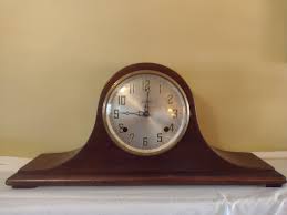 Antique Sessions Eight Day Mantel Clock with Key | EstateSales.org