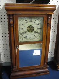 Sold at Auction: SETH THOMAS SPLIT COLUMN MANTLE CLOCK W/KEY 25"