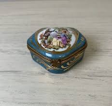 LIMOGES FRANCE BOX Vintage Blue Woman And Man Trinket Box ...