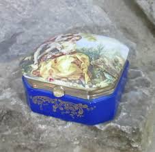 Vintage Andrea by Sadek Trinket Box - Etsy Israel