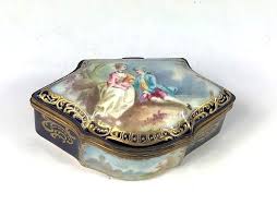 Hand Painted Porcelain Trinket Box. Crossed Swords Mark ...