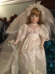 Vintage 18" porcelain bride doll with dress, train and veil ...