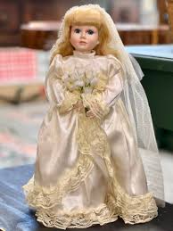Vintage Porcelain Bride Dolls – Terra Americana