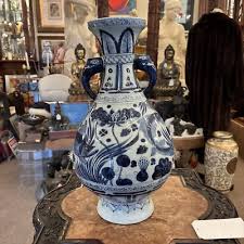 Ming Dynasty Blue And White Chinese Porcelain Vase ...