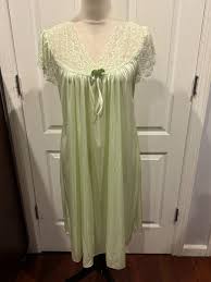 Women Mint Green Silky Short Sleeve VNeck Lace Nightgown w ...