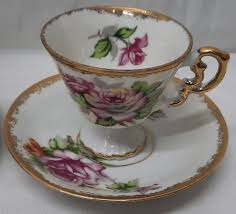 Vintage Footed Floral Tea Cup and Saucer Set - Etsy