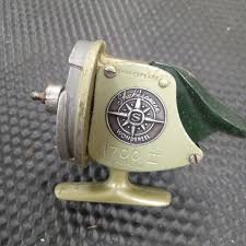 Vintage Shakespeare Wondereel 1700 II Model DJ Fishing Reel ...