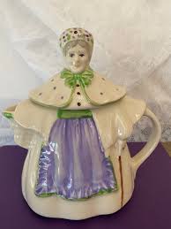 Vintage Shawnee Pottery "granny Ann" Teapot 1940's - Etsy