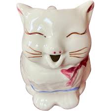 VAC- Shawnee Puss N Boots Creamer USA (54 AZ). For Sale at Ruby Lane