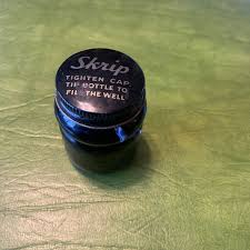 Vintage 2.5” Collectible Black Skrip Ink Glass Bottle w/ Lid ...