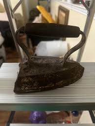 Antique iron for ironing clothes over 100 | Mercari