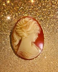 Vintage Cameo Brooch; Collectible Brooch; Vintage Victorian Jewelry; Jewelry Box; Christmas Keepsake - Etsy Ireland