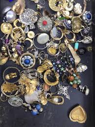 Sold at Auction: Fashion Jewelry Earrings, Brooches