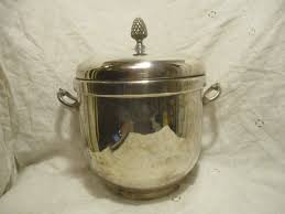 Vintage Sheffield Silver Co. silver plate ice bucket with ...