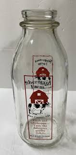 Sherman Farm Glass Quart Milk Bottle East Conway, NH Red ...