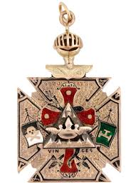 Sold at Auction: 14K GOLD ENAMELED MASONIC KNIGHTS OF ...