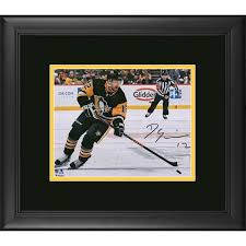 Dominik Simon Pittsburgh Penguins Framed Autographed 8" x 10" Black Jersey Skating Photograph