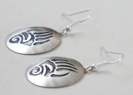 Item #1011K- Navajo Round Sterling Silver Bear Paw Overlay ...