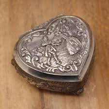 Heart Shaped - Red Lined - Jewelry Box - Couple Dancing - Etsy