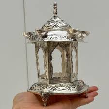 Aarti Stand Design - Etsy