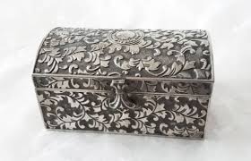 Silver Plated Trinket Chest Attractive Decorative Leaf Design, Red Velvet Interior, Ideal for Jewellery or Trinkets-10.4cm - Etsy