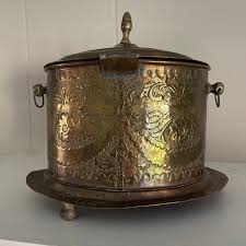 Vintage brass Moroccan tea caddy container w/ hinged lid · Whatnot: Shop, Sell, Connect