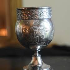 Vintage Silver Plated Embossed Silent Butler Crumb Catcher Bed Warmer With Wooden Handle Formal Holiday Tableware Decor - Etsy