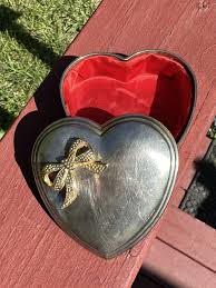 Vintage Silver Plated Heart Jewelry Trinket Box with Gold ...