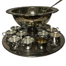 Silver Plate Punch Bowl Set Oneida Du Maurier Pattern 13-pcs ...