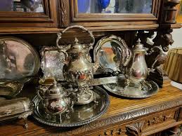 Versilbertes Vintage-Servier-Set: Wm Rogers, Oneida, Leonard ...