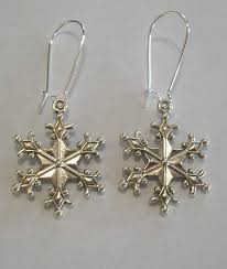 Pretty Antique Silver Snowflake Earrings - Etsy
