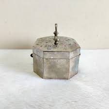 1920s Vintage Taj Mahal Floral Carvings Brass Multi Compartment Betel Nut Box | eBay Australia