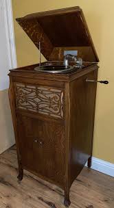 Sold at Auction: Oak Harmograph Talking Machine, St. Louis ...