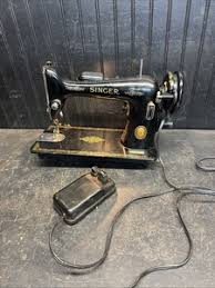 Antique Pedal Sewing Machine | eBay