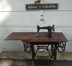 Antique Early 1900's Treadle Singer Sewing Machine Cabinet ...