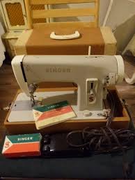 SINGER. 293 B SEWING MACHINE for Sale in Hemet, CA - OfferUp