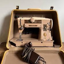 Vintage Portable Singer Sewing Machine 401A Slant-o-matic With Case - Etsy