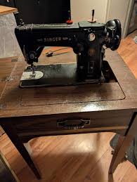 Identify singer sewing machine age?
