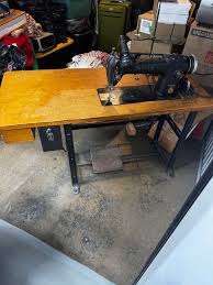Singer Vintage Industrial sewing Machine