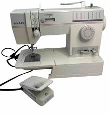 Singer 9005 Sewing Machine With Foot Pedal Parts Only ...
